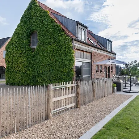 Bed & Breakfast Meetje Verre
